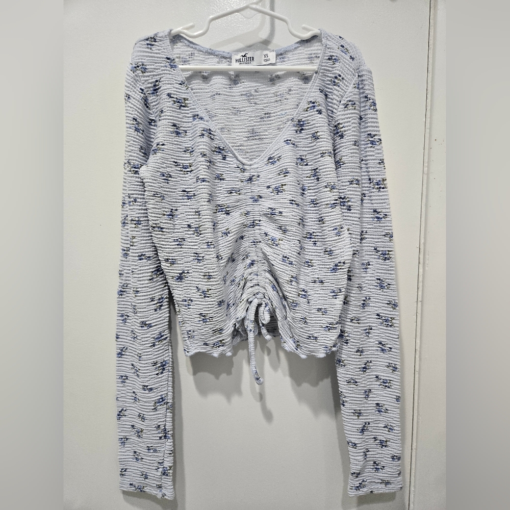 Hollister Gray Ruched Tie Front Blouse